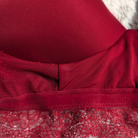 Victoria Secret bra size L - Picture 3 of 8